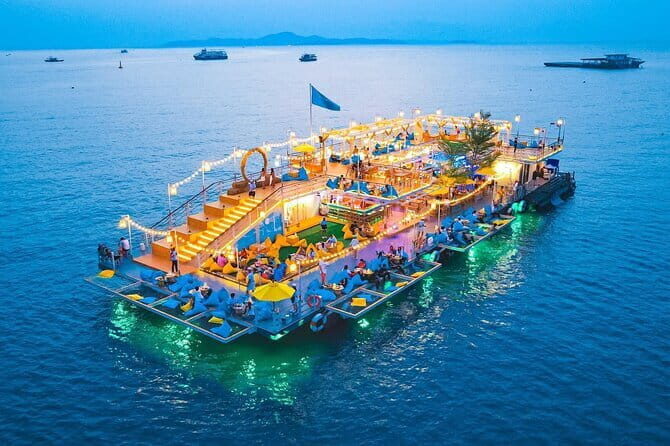 Exclusive Squid Fishing on Chic Floating Café from Pattaya - Why This Experience Offers Good Value