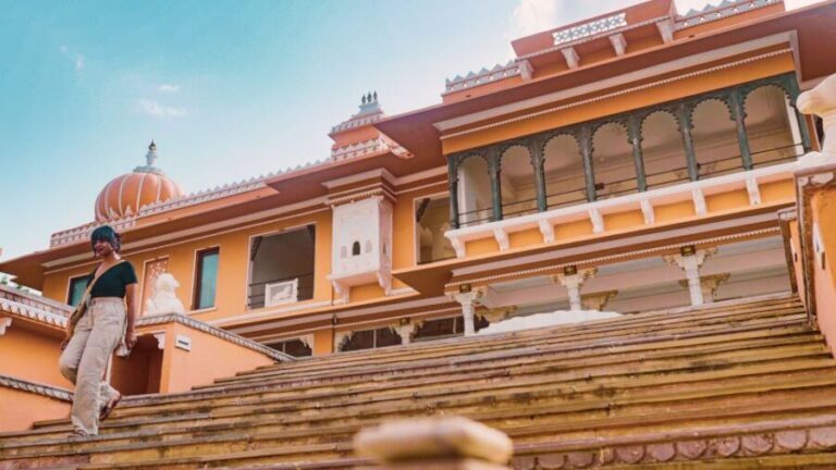 Experience Luxury: Private Museum, Vintage Car Ride - A Closer Look at the Itinerary and Experience