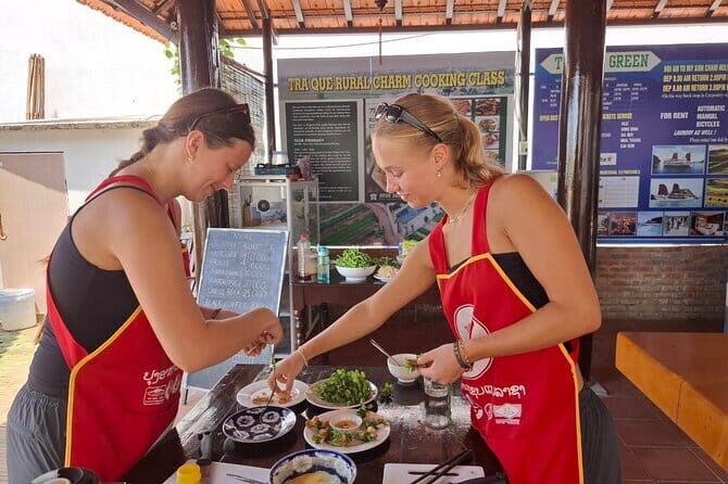 Experience Private Cooking Class in Vegetables Village Tra Que - The Sum Up
