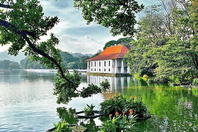 Explore Kandy Day Tour - Transportation and Timing