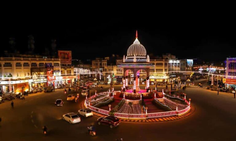 Explore Mysore in Nightlights: Guided Tour by Foot - A Detailed Look at the Itinerary