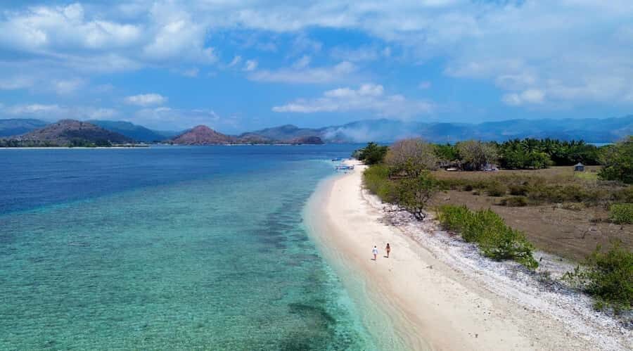 Explore Southwest Gili : Gili Asahan, Goleng, Layar & Gede - Itinerary Breakdown: What to Expect