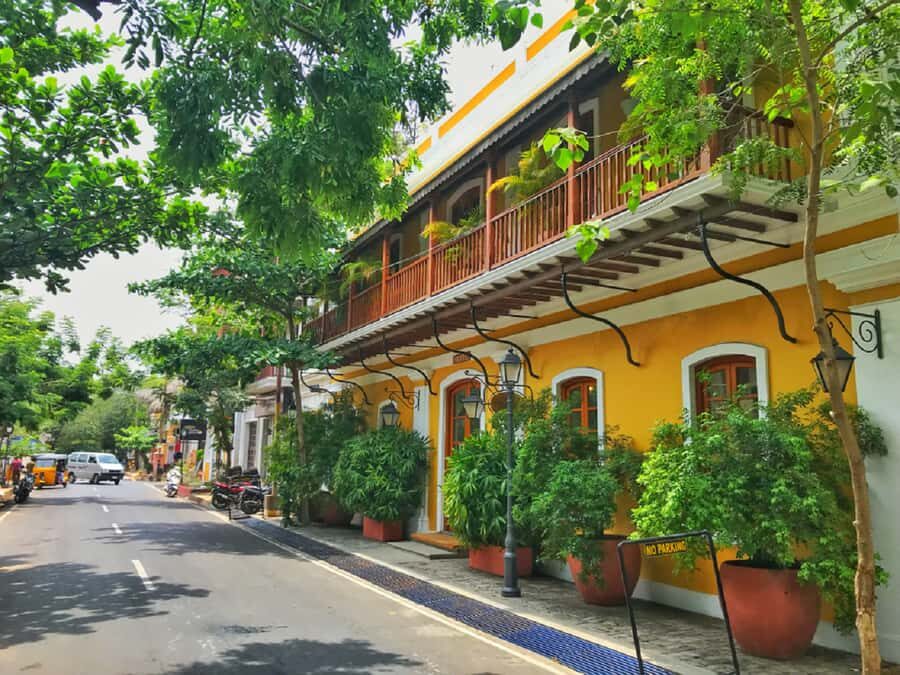 Explore the French Town of Pondicherry: Guided Walking Tour - Exploring Cultural and Historical Sites