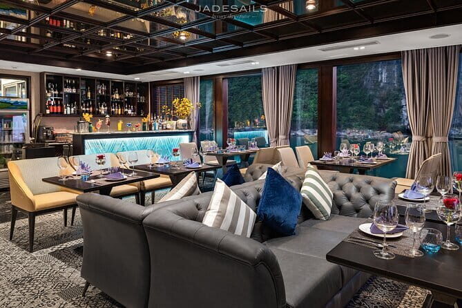 Explore the Wonders of Ha Long & Lan Ha Bay on Jade Sails Cruise - What Makes Jade Sails Stand Out?