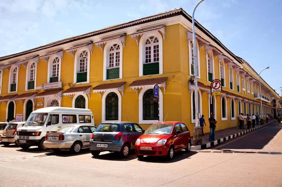 Explore Vasco Da Gama City: Guided Walking Tour on Foot - Who Should Consider This Tour?  