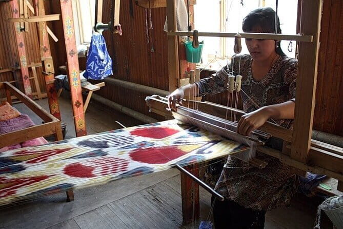 Fergana Valley private tour from Tashkent by train - The Charm of Kokand: Palaces and Religious Sites