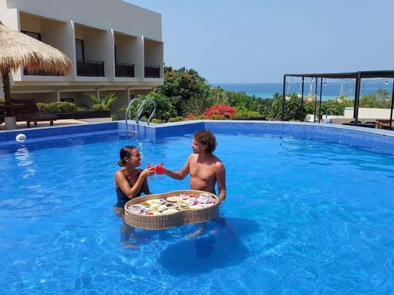 Floating breakfast - Who Is This Experience Best For?