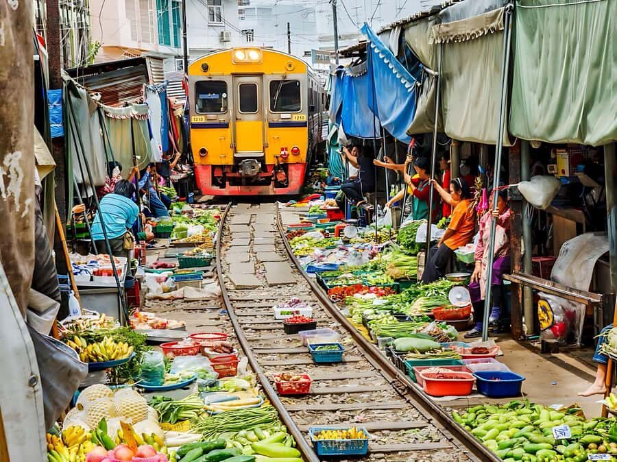 Floating Market & Railway Market  Private Tour - Transportation & Overall Value