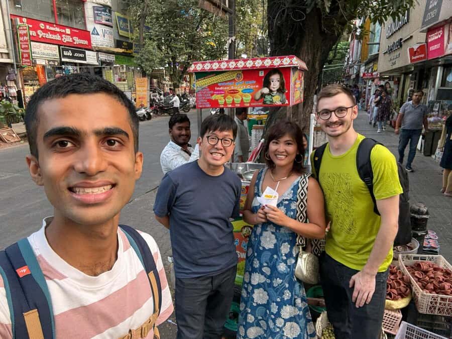 Food walk in Bangalore: Try Indian Delicacies with Henna - The True Value of This Food Walk