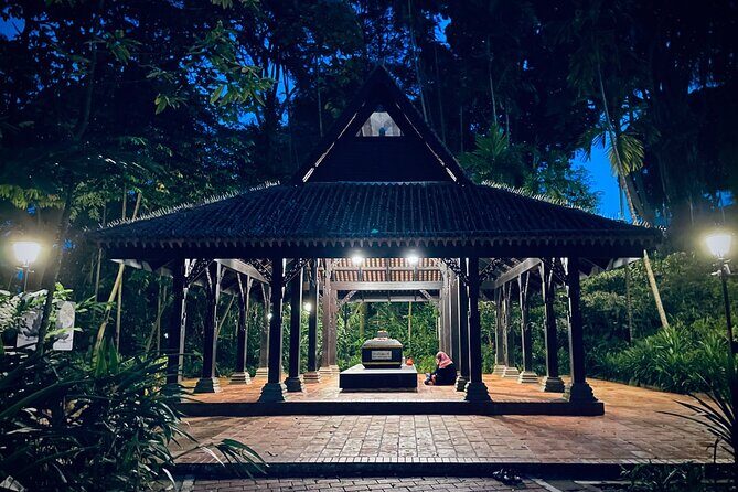 Fort Canning A Conspiracy Tour in Singapore - Who Will Enjoy This Tour?