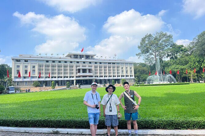 [Free E-sim] Private Ho Chi Minh City Tour with Airport Pickup - Exploring the Itinerary in Detail