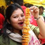 From Agra: Guided Heritage Walk & Local Cooking Class Tour - Transition to the Cooking Experience
