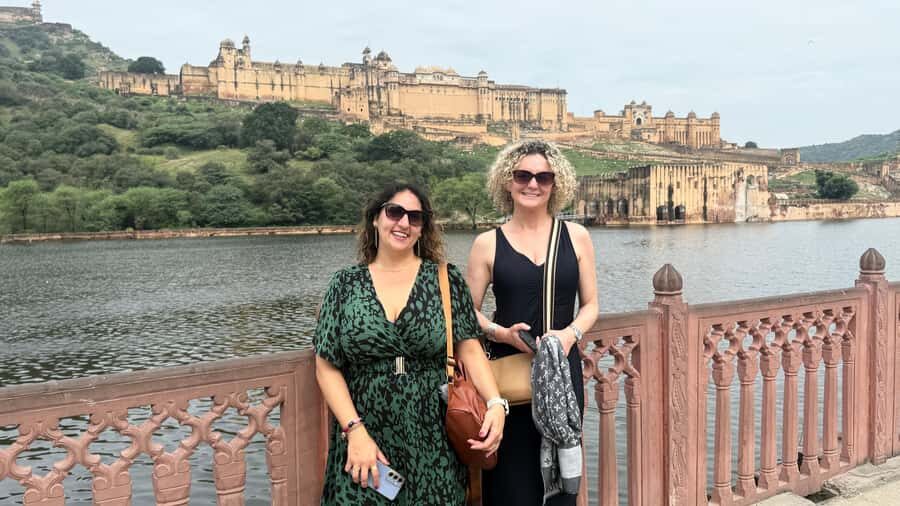 From Agra: Tour of Jaipur with Transfer to Delhi by Car - Exploring Amer Fort: A Majestic Start
