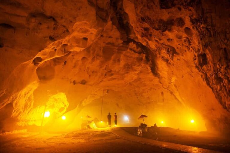 From Bali: Nusa Penida Manta Point Snorkel & Sacred Caves - Manta Point: Majestic Marine Encounters