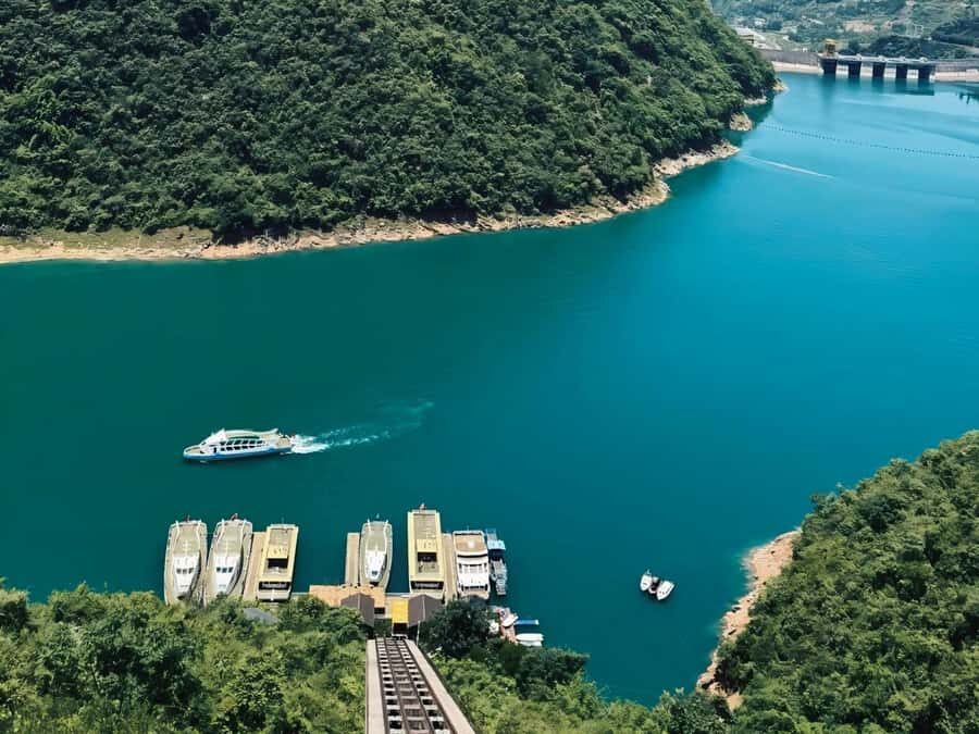 From Chongqing: Furong Cave & River Private Day Trip - Who Is This Tour Best Suited For?