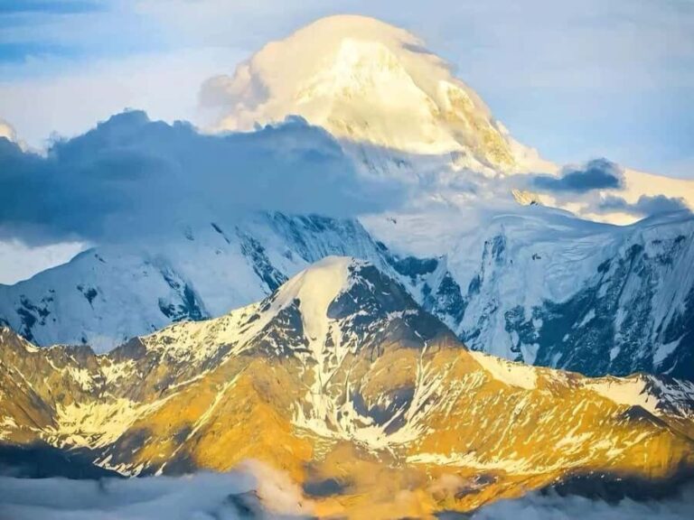 From Chongqing: Niubei Mountain 2-Day Small-Group Tour - Authentic Experiences and Insider Tips