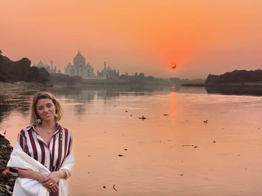 From Delhi: Agra Mehtab Bagh & Itmad-ud-Daulah Sunset Tour - Exploring Itmad-ud-Daulah (Baby Taj)