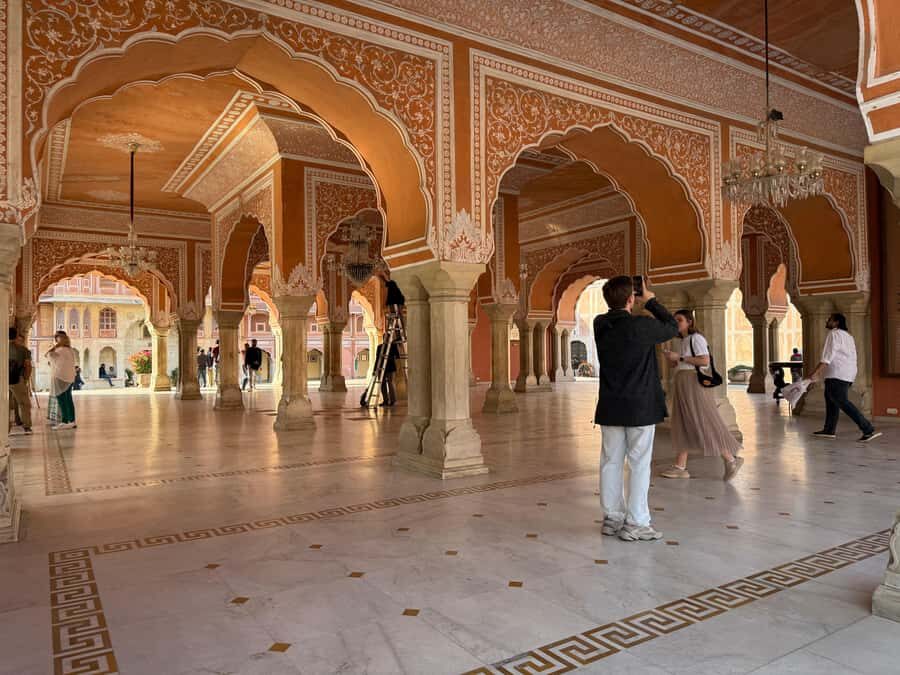 From Delhi: Jaipur City Highlight Tour with Private car - The Experience from a Traveler’s Perspective