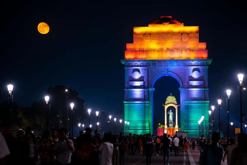 From Delhi: Night View Tour with India Gate and Red Fort - What Travelers Say