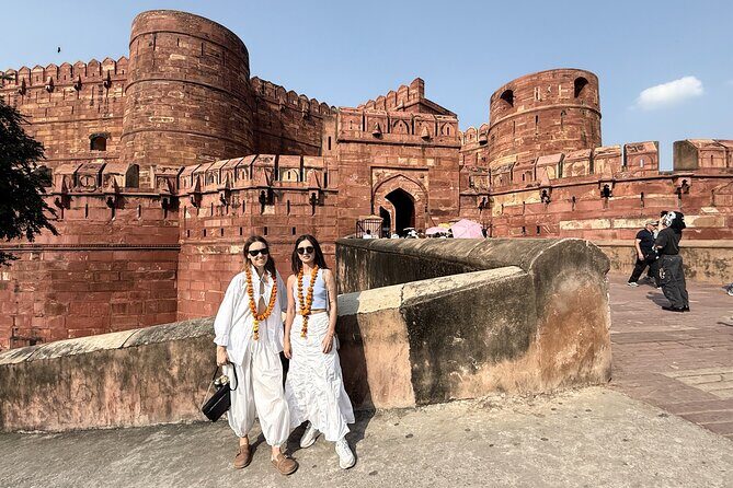 From Delhi: Private Agra & Taj Mahal Tour with 5 * Lunch - What Makes This Tour Stand Out?