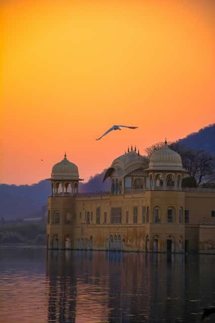 From Delhi: Private Jaipur Highlights Day Trip with Transfer - Exploring Jaipur’s Top Sights