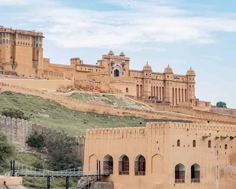 From Delhi: Private Jaipur Tour with Expert Guide & Pickup - Exploring Jaipur’s Iconic Landmarks