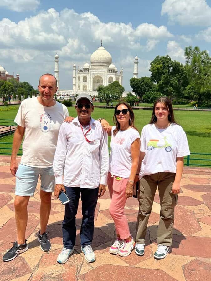 From Delhi: Private Taj Mahal Tour with *Expert guide - What Makes This Tour Special?