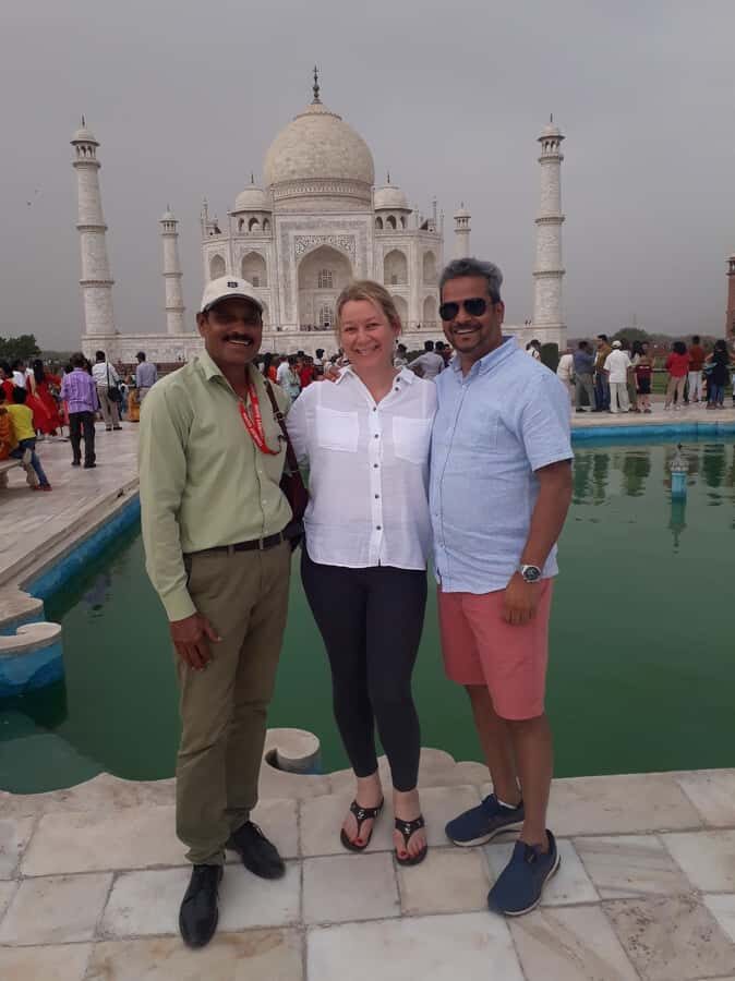 From Delhi: Private Taj Mahal tour with popular guide - Who Should Consider This Tour?