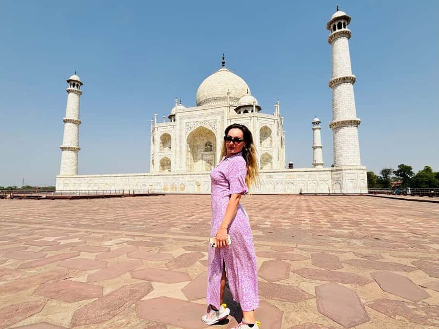 From Delhi: Sunrise Taj Mahal and Agra Guided Tour by Car - The Pickup and Journey to Agra