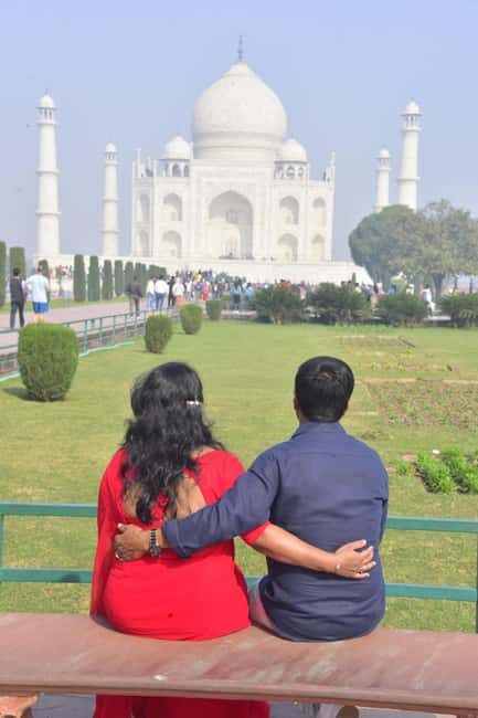 From Delhi: Sunrise Taj Mahal and Agra Private Day Trip - Exploring Agra Fort