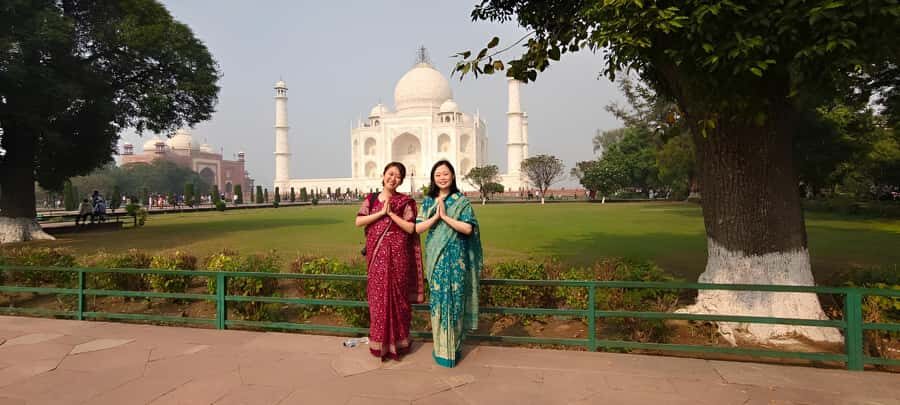 From Delhi: Taj Mahal & Agra City Tour with Tickets & Lunch - What Makes This Tour Stand Out?