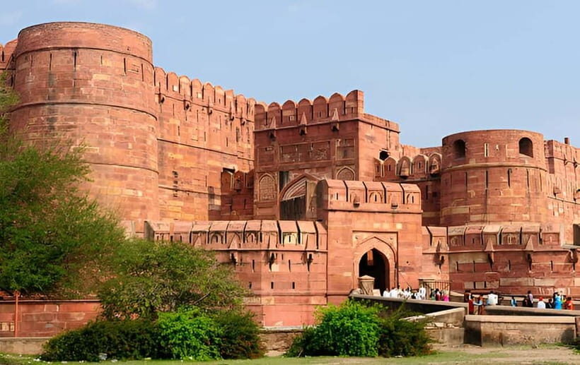From Delhi: Taj Mahal, Agra Fort & Fatehpur Sikri Day Trip - A Closer Look at the Experience