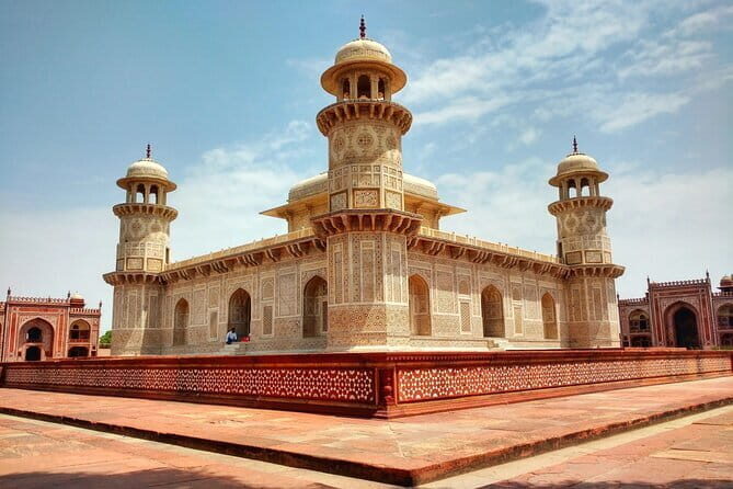 From Delhi: Taj Mahal & Agra Private Day Trip with Transfers - Why This Tour Stands Out