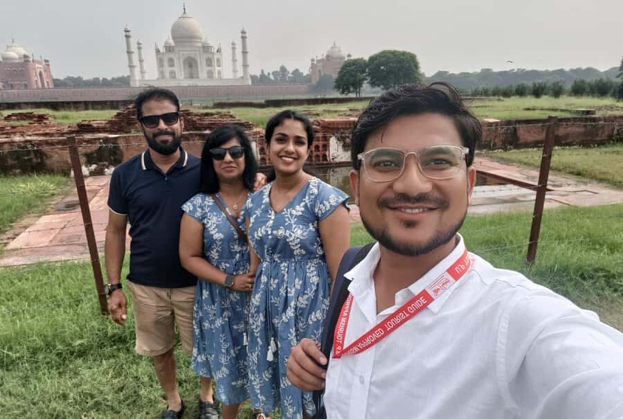 From Delhi: Taj Mahal & Agra With Fatehpur Sikri Day Tour - The Practicalities