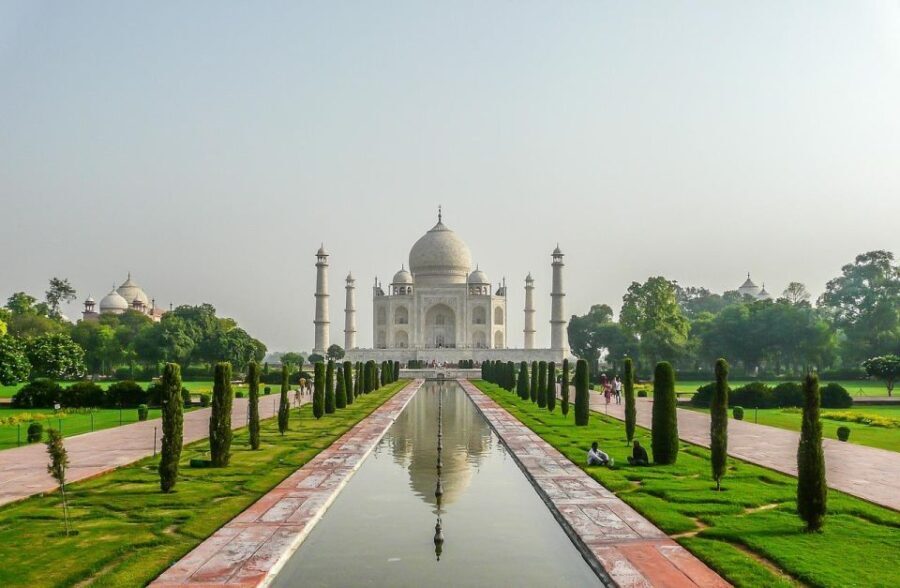 From Delhi: Taj Mahal Sunrise & Agra Fort Guided Day Trip - Transportation and Flexibility