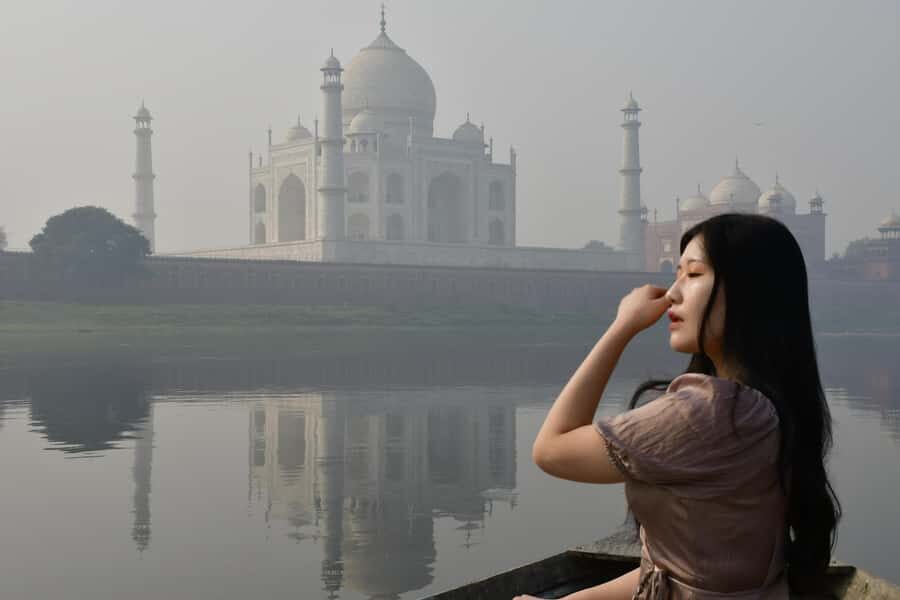 From Delhi to Agra : Taj Mahal Riverside & Fort Friday Tour - Why This Tour Offers Great Value  