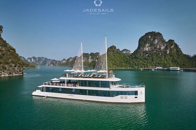 From Hanoi: JadeSails Luxury Cruise explore Halong & Lan Ha Bay - Activities and Inclusions: How They Add Value