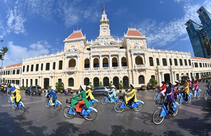 From HCM: Saigon Highlights Tour Half Day with picked up - Exploring Ho Chi Minh City in Just Four Hours