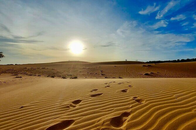 From Ho Chi Minh: Breathtaking Sunset at Mui Ne Sand Dunes - Exploring the Fairy Stream: The First Highlight
