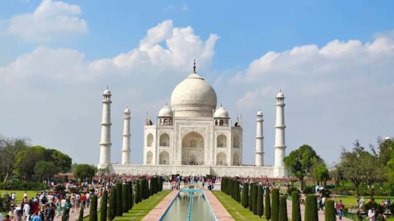 From Jaipur: Taj Mahal Sunrise Guided Tour with Hotel Pickup - What Sets This Tour Apart?