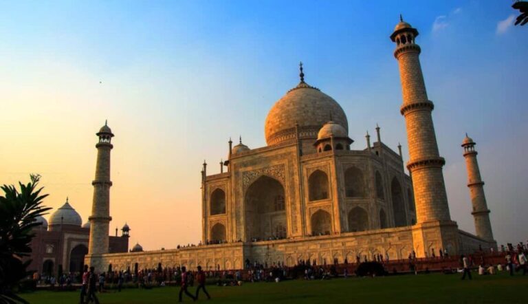 From Jaipur: Taj Sunrise Tour with Fatehpur Sikri & Abhaneri - The Transportation and Timing