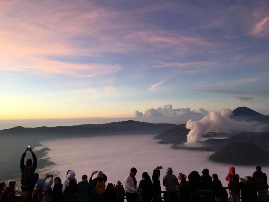 From Malang: 1 Day Bromo Sunrise Sharing Tour - Exploring the Itinerary in Detail
