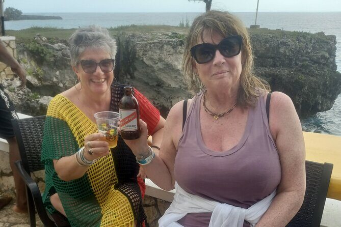 From Montego Bay: Negril 7 Mile Beach & Rick's Cafe Sunset Tour - Authentic Insights from Reviews