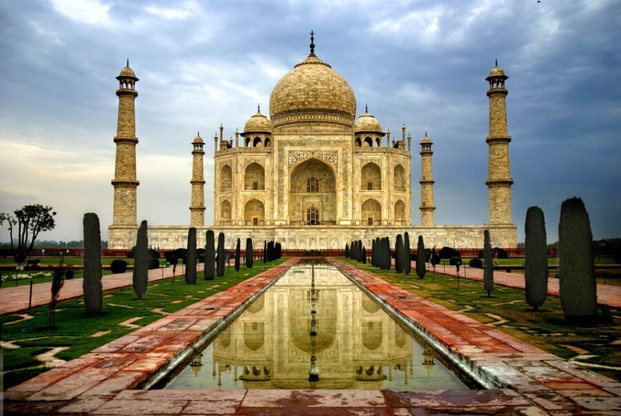 From New Dehli: Taj Mahal at Sunrise & Agra Highlights Tour - Discovering the Taj Mahal at Sunrise