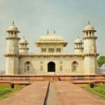 From New Delhi: Private Sunrise Taj Mahal Tour by Car - Practical Details and What to Expect