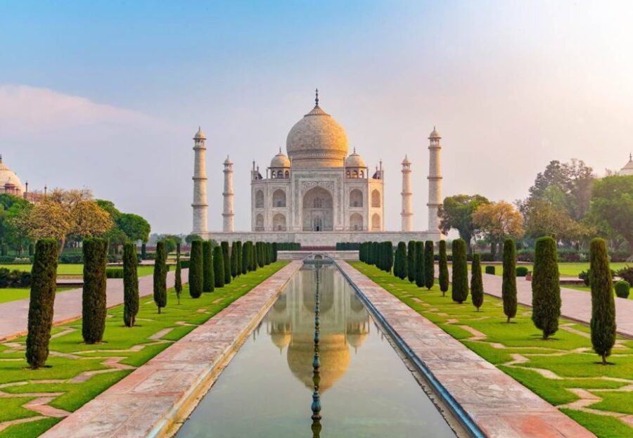 From New Delhi: Taj Mahal Sunrise and Agra Day Tour by Car - The Itinerary in Detail: What to Expect