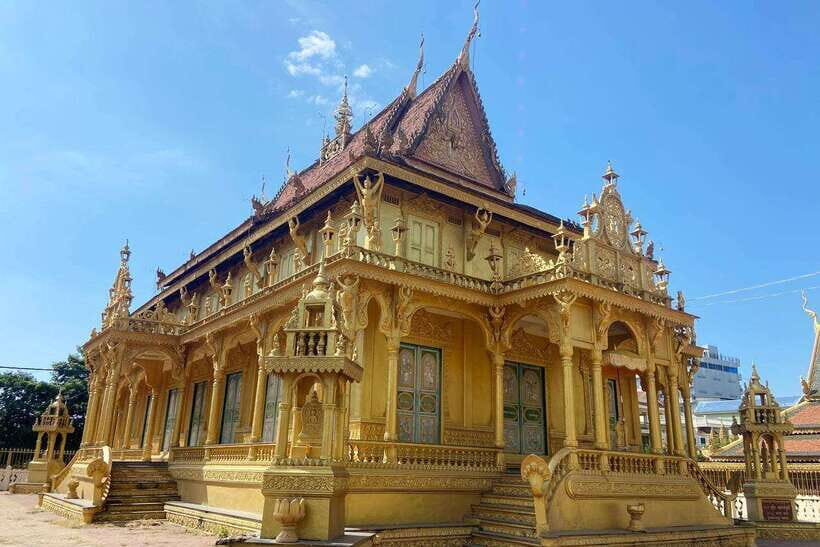 From Phnom Penh: Half-Day Silk Island Tour with Guide - Exploring the Itinerary in Detail