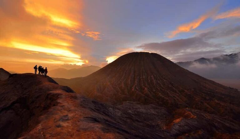From Probolinggo: Mount Bromo Sunset Tour by Land Cruiser - Why This Tour Offers Great Value