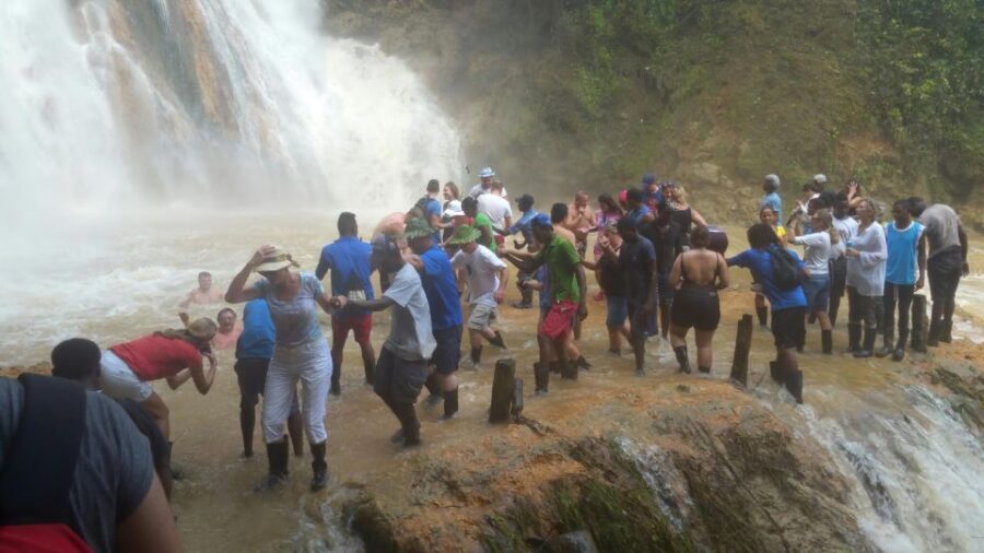 From Punta Cana: Samaná, Cayo Levantado & El Limón Waterfall - The Experience for Travelers