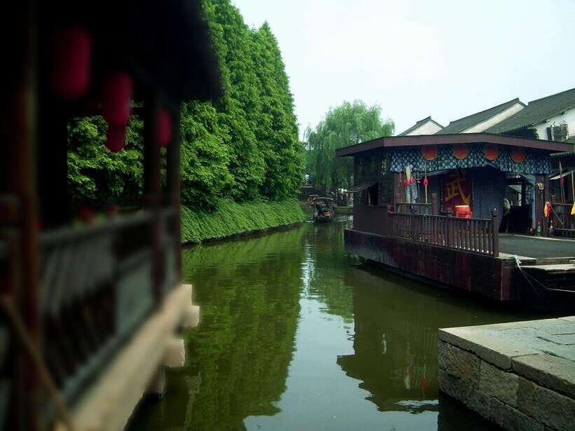 From Shanghai: Private Day Tour to Wuzhen Water Town - Is this Tour Worth the Price?  